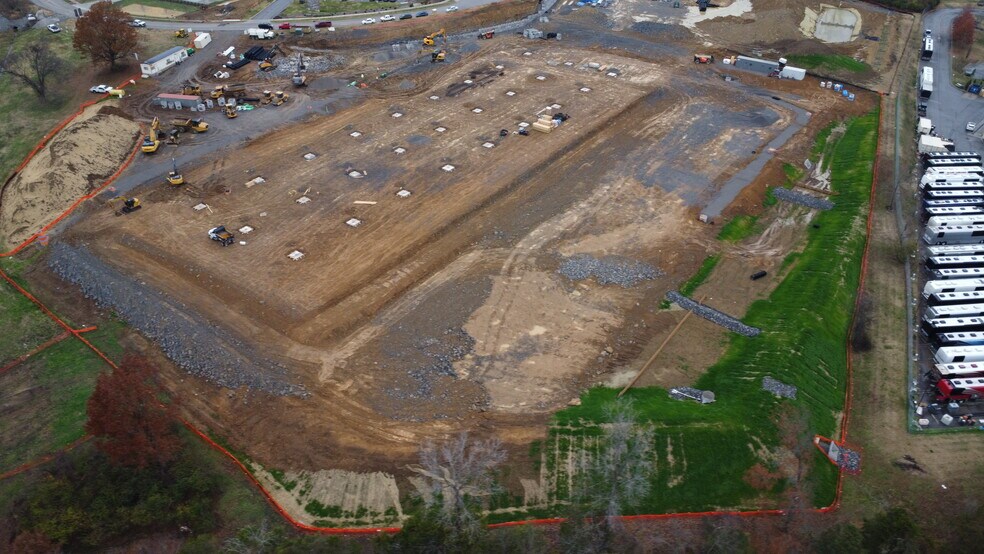 230 Innovation Way, Hendersonville, TN à louer - Photo du bâtiment - Image 2 de 7