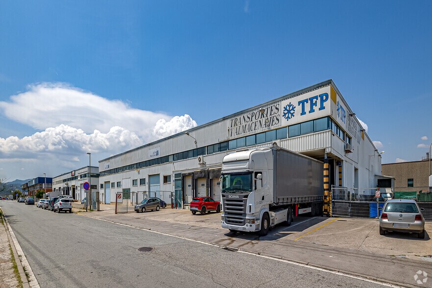 Industrial in Molins de Rei, Barcelona for lease - Building Photo - Image 2 of 2