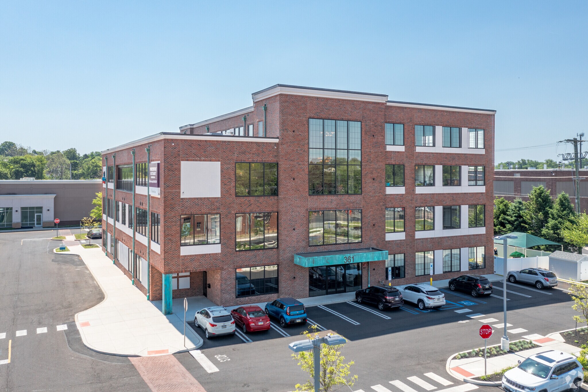 361 Highland Ave, Glenside, PA for lease Primary Photo- Image 1 of 12