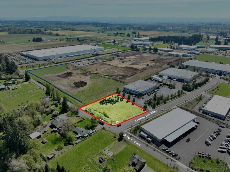 105 S Hazel Dell Way, Canby, OR à vendre - Aérien - Image 1 de 2