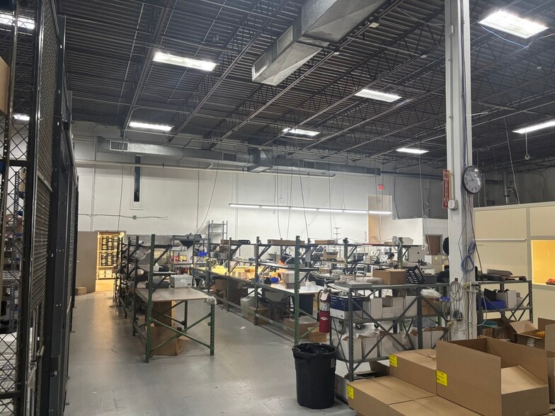 41 Western Industrial Dr, Cranston, RI for sale - Building Photo - Image 3 of 11