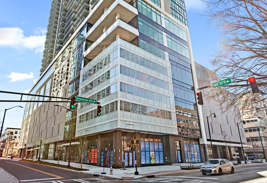 811 NE Peachtree St, Atlanta, GA for lease - Building Photo - Image 1 of 8