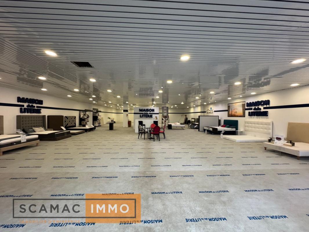 Retail in Pringy for sale Interior Photo- Image 1 of 8