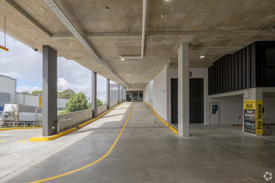 7 Rodborough Rd, Frenchs Forest à louer - Photo du bâtiment - Image 3 de 6