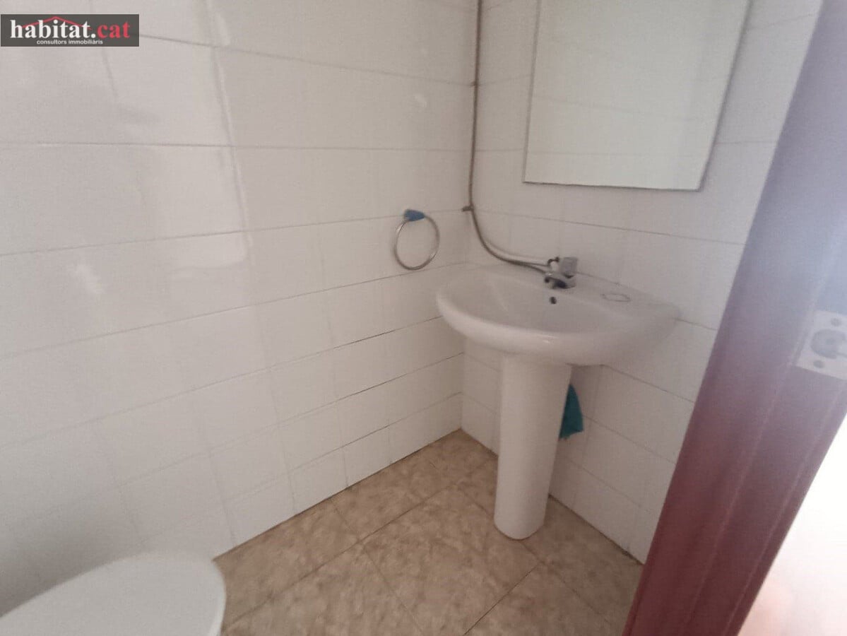 Vilanova i la Geltrú, BAR 08800 -  -  - Interior Photo - Image 1 of 2