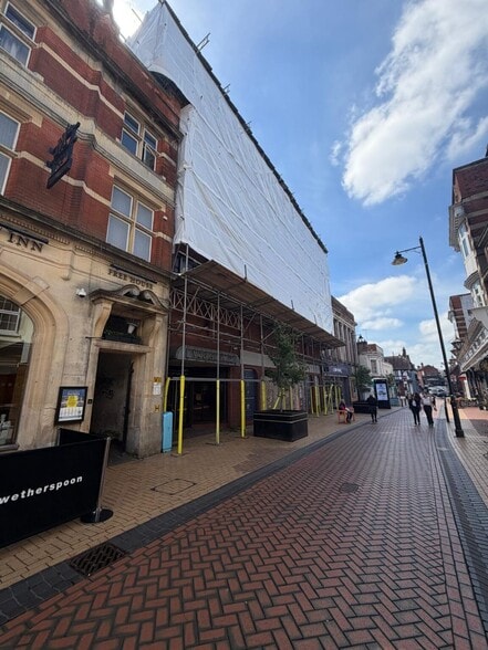 19-23 Winchester St, Basingstoke for lease - Building Photo - Image 1 of 3