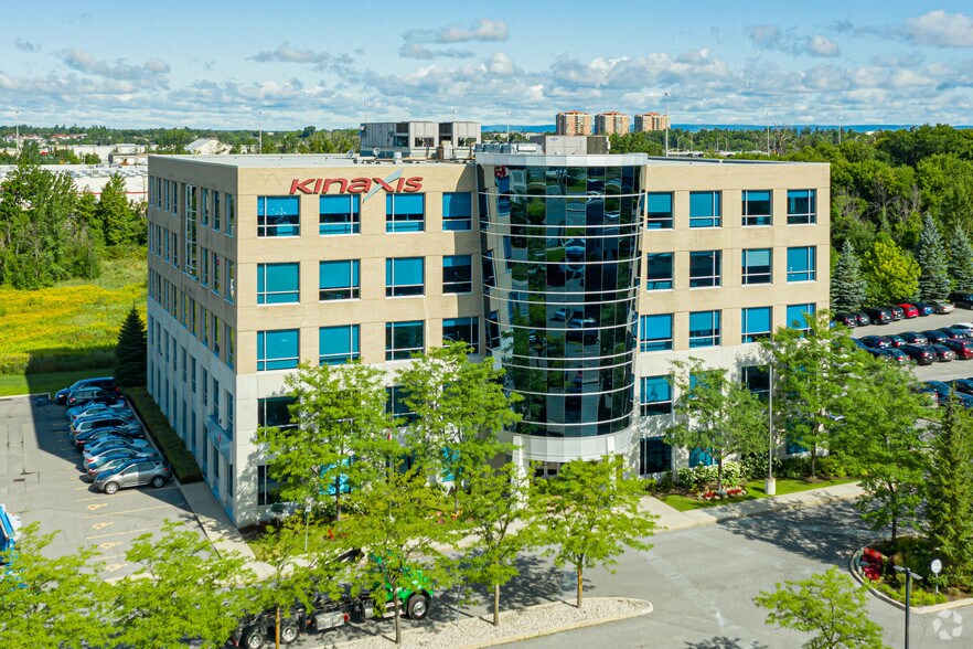 700 Silver Seven Rd, Ottawa, ON à louer - Photo du bâtiment - Image 2 de 3