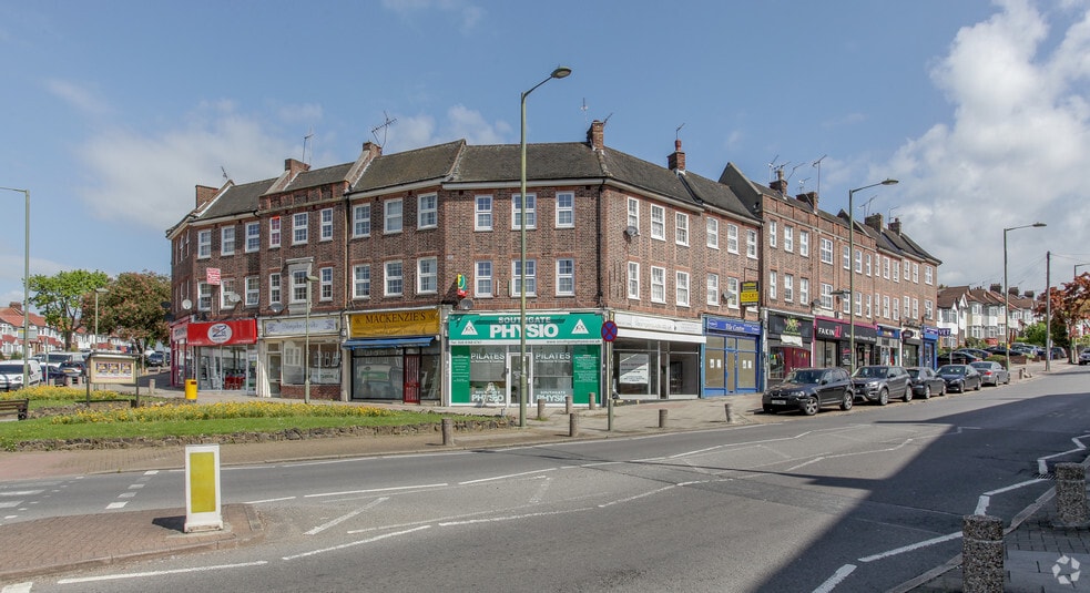 1-18 Hampden Sq, London for lease - Primary Photo - Image 1 of 10