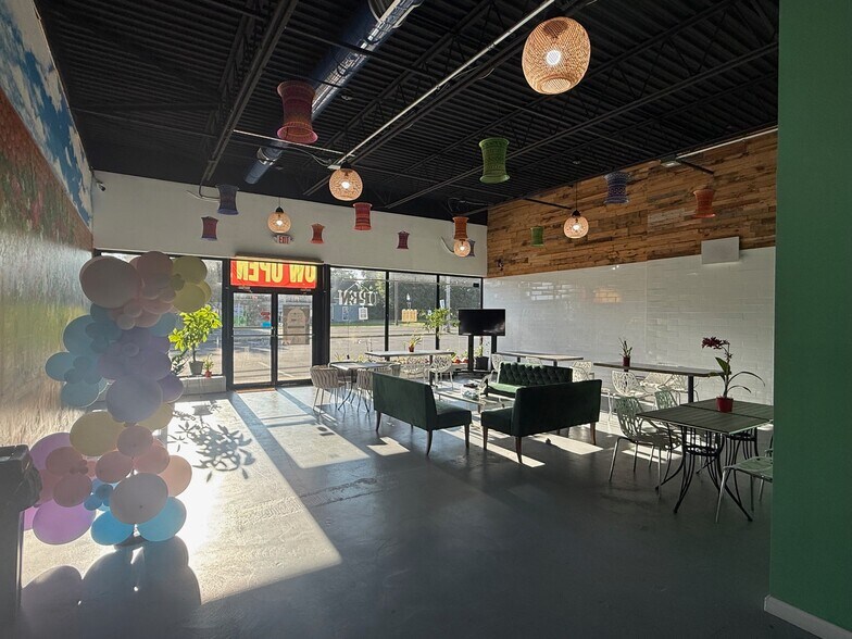 802-812 N Easton Rd, Doylestown, PA à vendre - Photo intérieure - Image 3 de 9