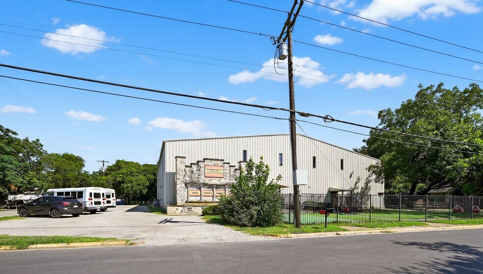 Vacant Childcare Portfolio portefeuille de 5 propriétés à vendre sur LoopNet.ca - Photo du bâtiment - Image 2 de 6