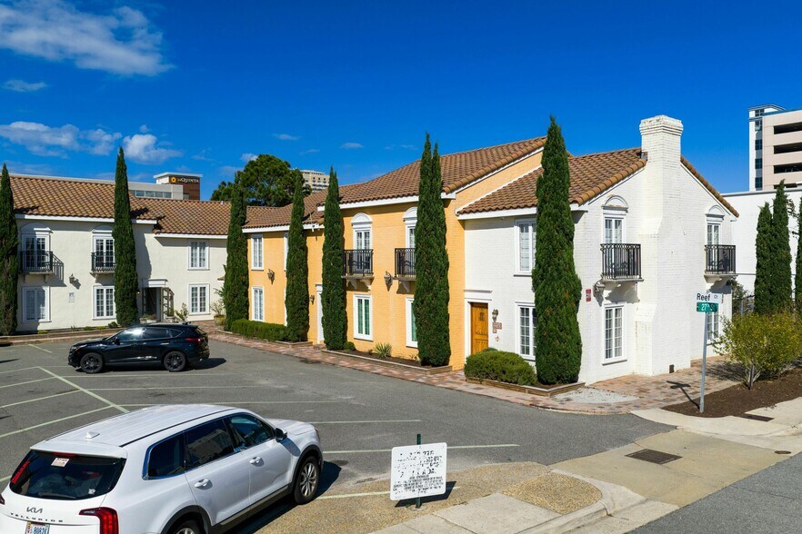 2708 Reef Ct, Virginia Beach, VA à vendre - Photo du bâtiment - Image 1 de 16
