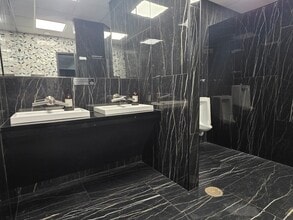 400 Townline Rd, Hauppauge, NY for lease Interior Photo- Image 1 of 5