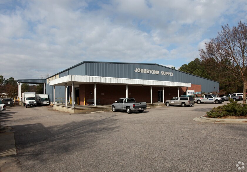 2905 Industrial Dr, Raleigh, NC à vendre - Photo du bâtiment - Image 2 de 3