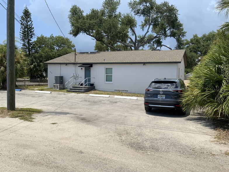 3638 1st Ave N, Saint Petersburg, FL à vendre - Photo du bâtiment - Image 3 de 18