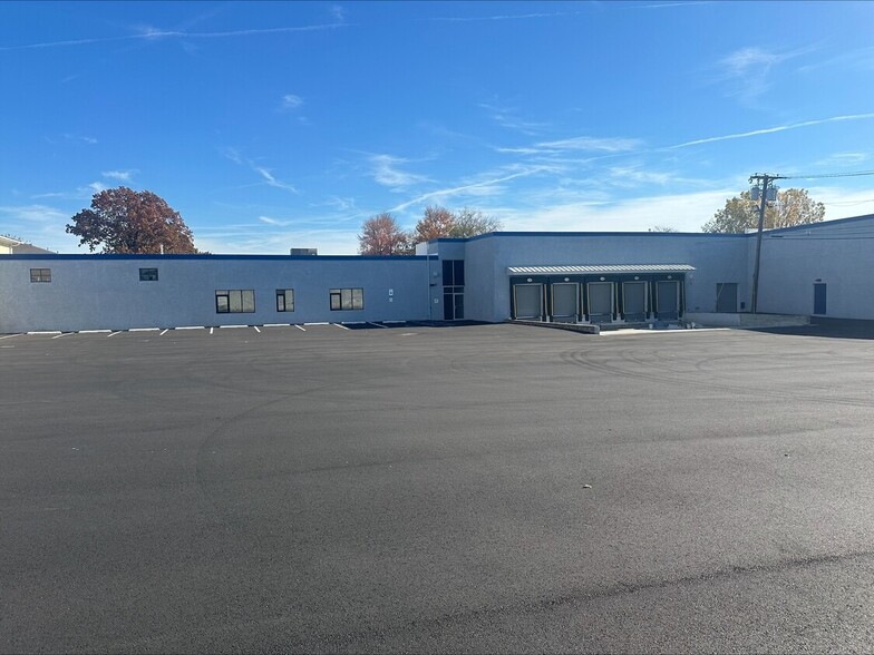 400 N Midland Ave, Saddle Brook, NJ for lease - Building Photo - Image 1 of 11