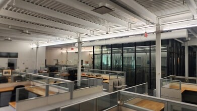 16 Bleeker St, Millburn, NJ for lease Interior Photo- Image 2 of 6