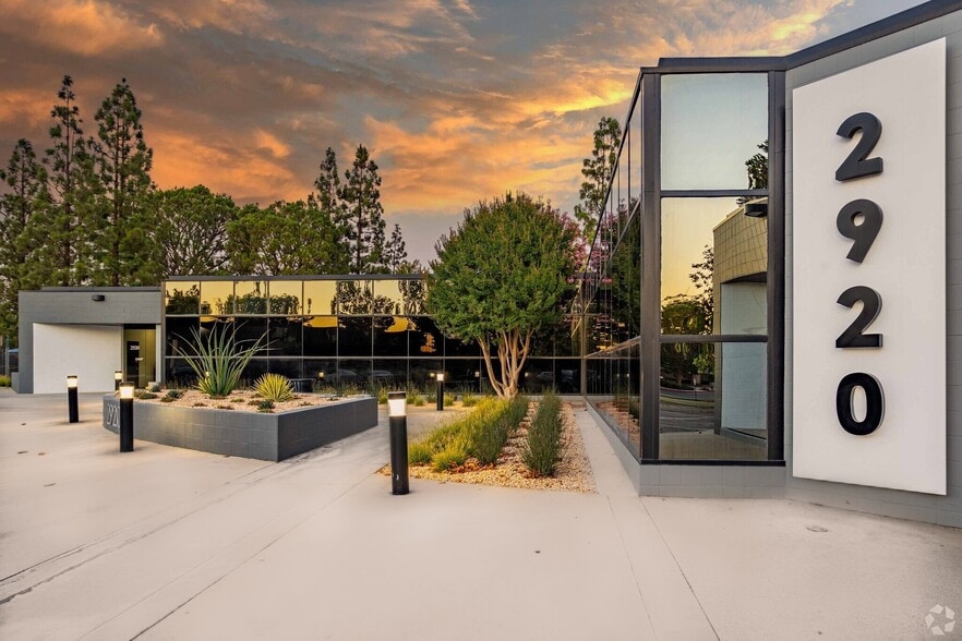 2930 Inland Empire Blvd, Ontario, CA for lease - Building Photo - Image 1 of 21
