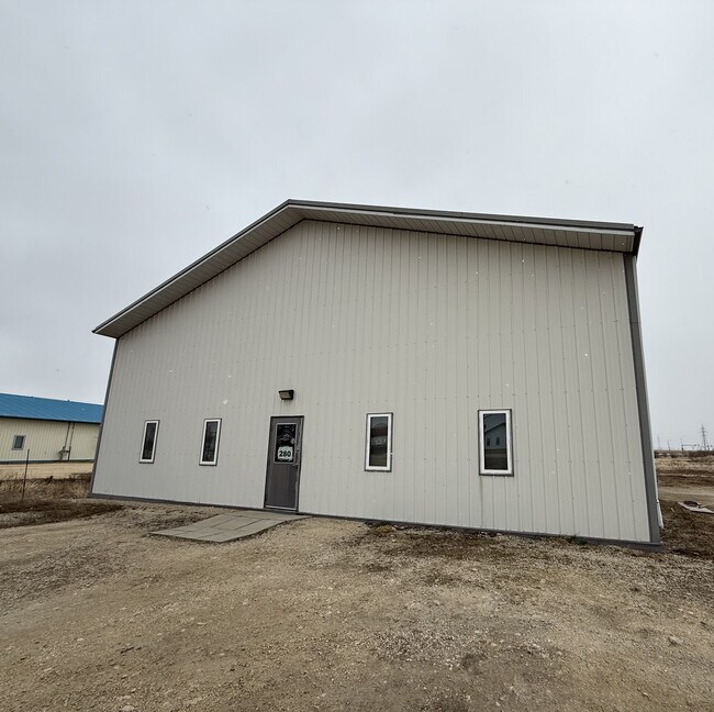 Plus de détails pour 280 Transport Rd, Sunnyside, MB - Bureau, Local d'activités à louer