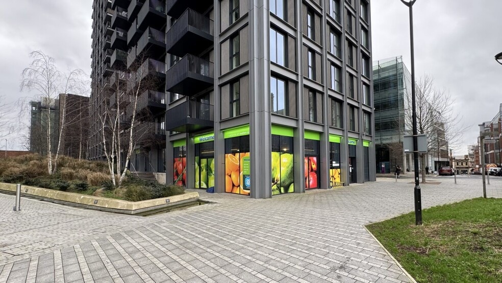 3 Purley Way Crescent, Croydon for sale - Building Photo - Image 3 of 7