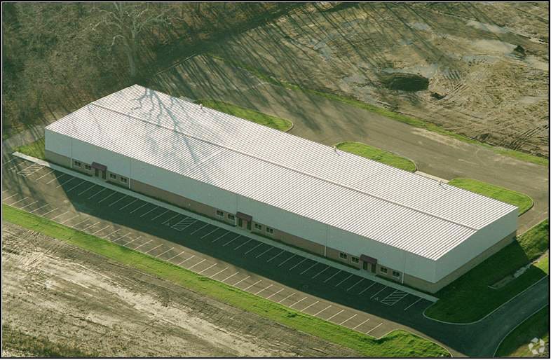 25-29 Greenscapes Ct, Johnstown, OH for lease - Building Photo - Image 3 of 4