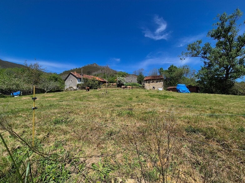 Lugar San Martín, 26, Cangas de Onís, Asturias for sale - Building Photo - Image 1 of 21