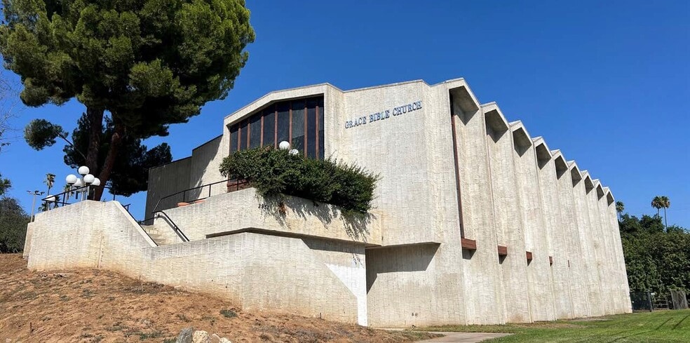 2951 Central Ave, Riverside, CA for sale - Primary Photo - Image 1 of 9