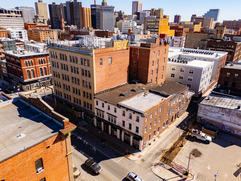 403 W Franklin St, Baltimore, MD à vendre - Photo du bâtiment - Image 3 de 18