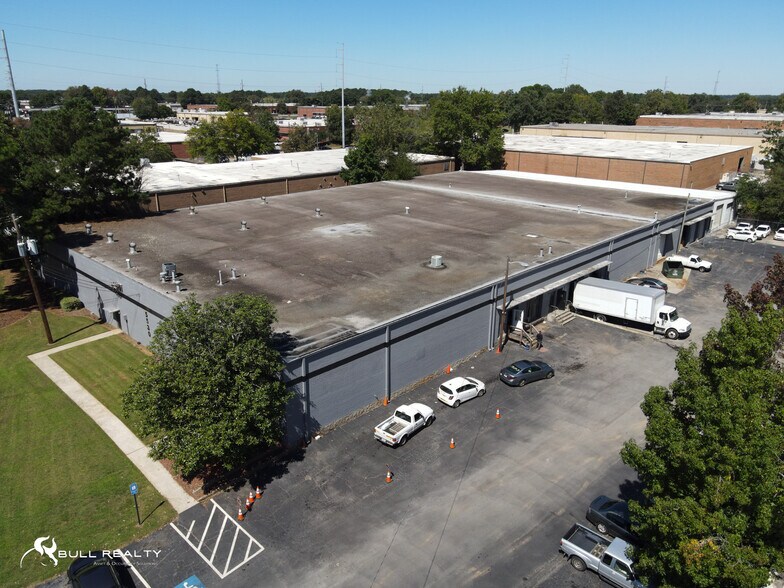 5530 E Ponce De Leon Ave, Stone Mountain, GA à vendre - Photo du bâtiment - Image 3 de 13