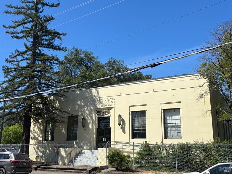 224 N Oak St, Ukiah, CA for lease - Building Photo - Image 2 of 29