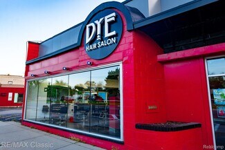 Plus de détails pour 23365 Woodward Ave, Ferndale, MI - Commerce de détail à vendre
