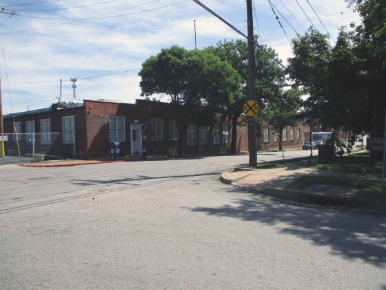 Plus de détails pour 823-827 Koeln Ave, Saint Louis, MO - Industriel à louer