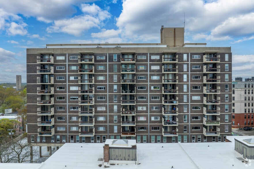 872 Massachusetts Ave, Cambridge, MA for lease - Building Photo - Image 3 of 5