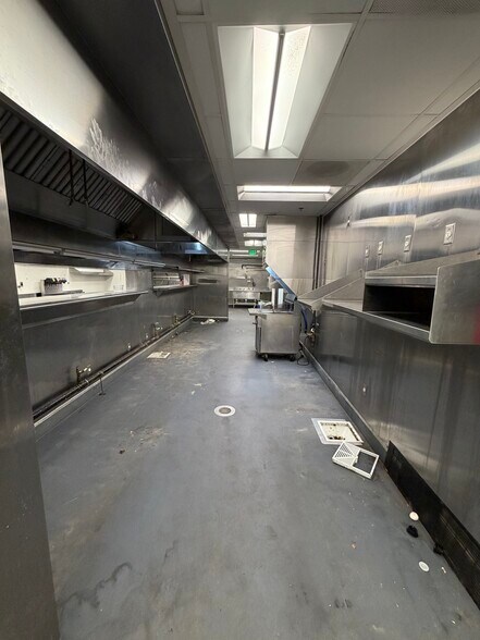 2040 Bells Hwy, Walterboro, SC à louer - Photo du bâtiment - Image 2 de 6