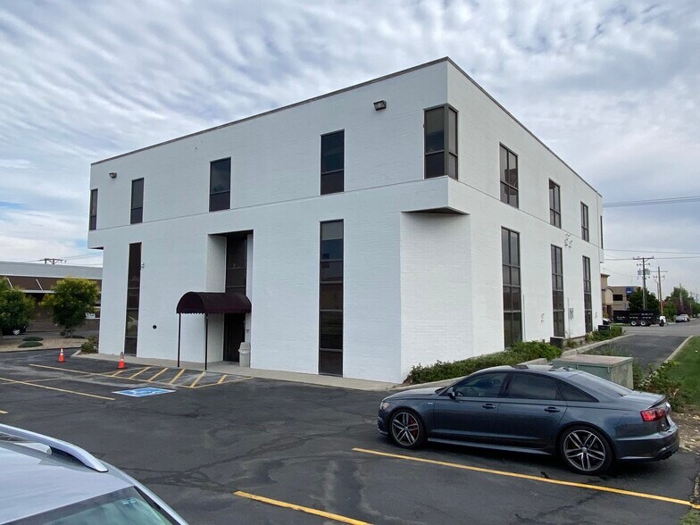 411 W 7200 S, Midvale, UT à louer - Photo du bâtiment - Image 2 de 6