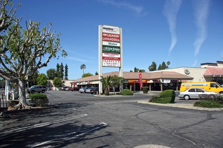 15421-15449 Parthenia St, North Hills, CA for lease Primary Photo- Image 1 of 8