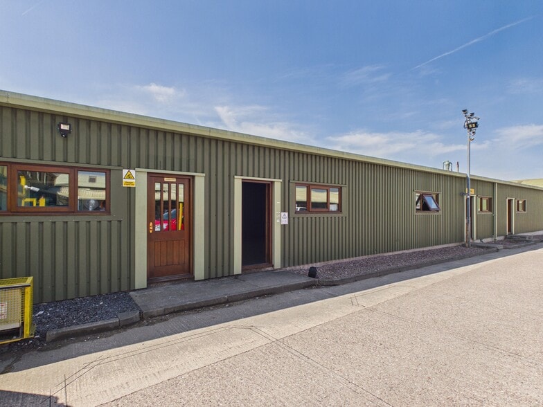 Smokehall Ln, Winsford for lease - Primary Photo - Image 1 of 1