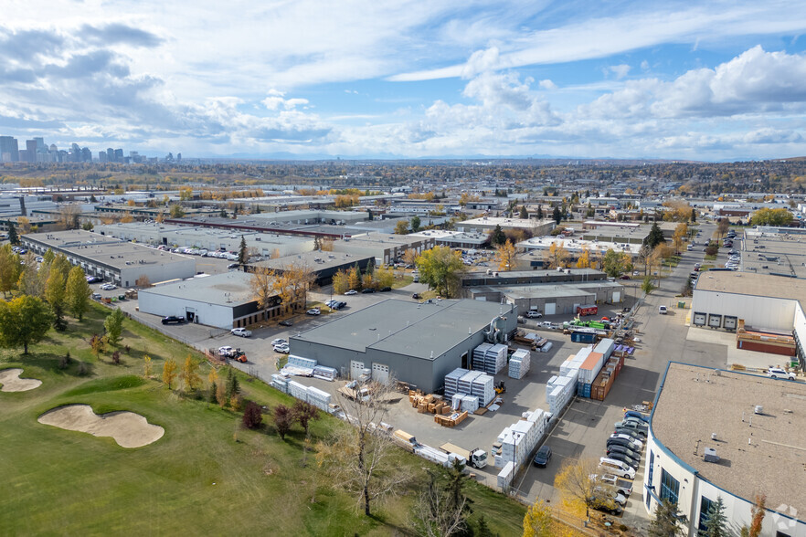 4375 14th St NE, Calgary, AB for lease - Aerial - Image 2 of 2