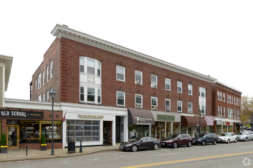 552-560 Washington St, Wellesley, MA à vendre - Photo principale - Image 1 de 1