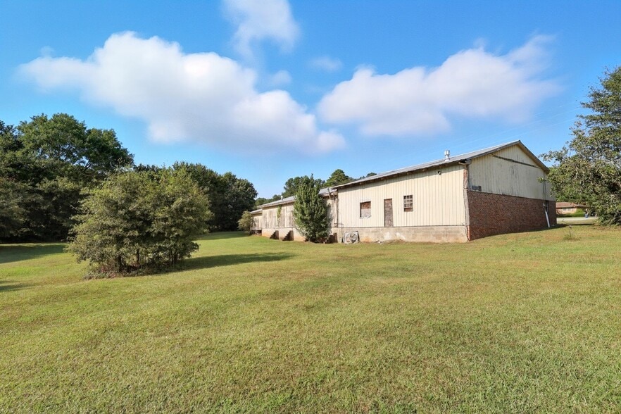 1048 Georgia 17, Royston, GA for sale - Building Photo - Image 2 of 10