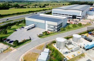 Plus de détails pour 3 Harworth Av, Worksop - Industriel à louer