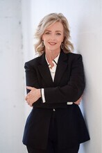 Tracy Dean