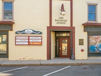 Plus de détails pour 1 Railroad Ave, Goshen, NY - Bureau à louer