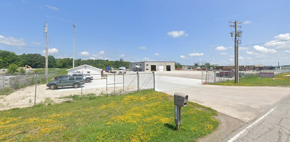 5125 Oster Rd, Sheffield Village, OH à vendre - Photo principale - Image 1 de 1