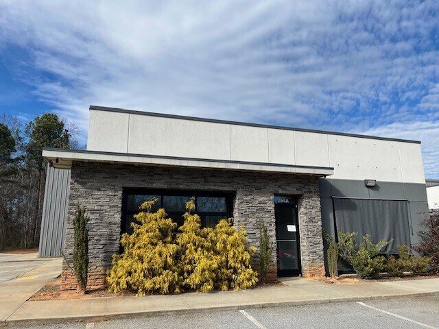 Plus de détails pour 264 Neely Ferry Rd, Simpsonville, SC - Flex à vendre