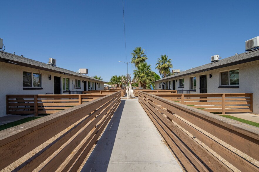 14001-14007 N Primrose St, El Mirage, AZ à vendre - Photo du bâtiment - Image 2 de 24