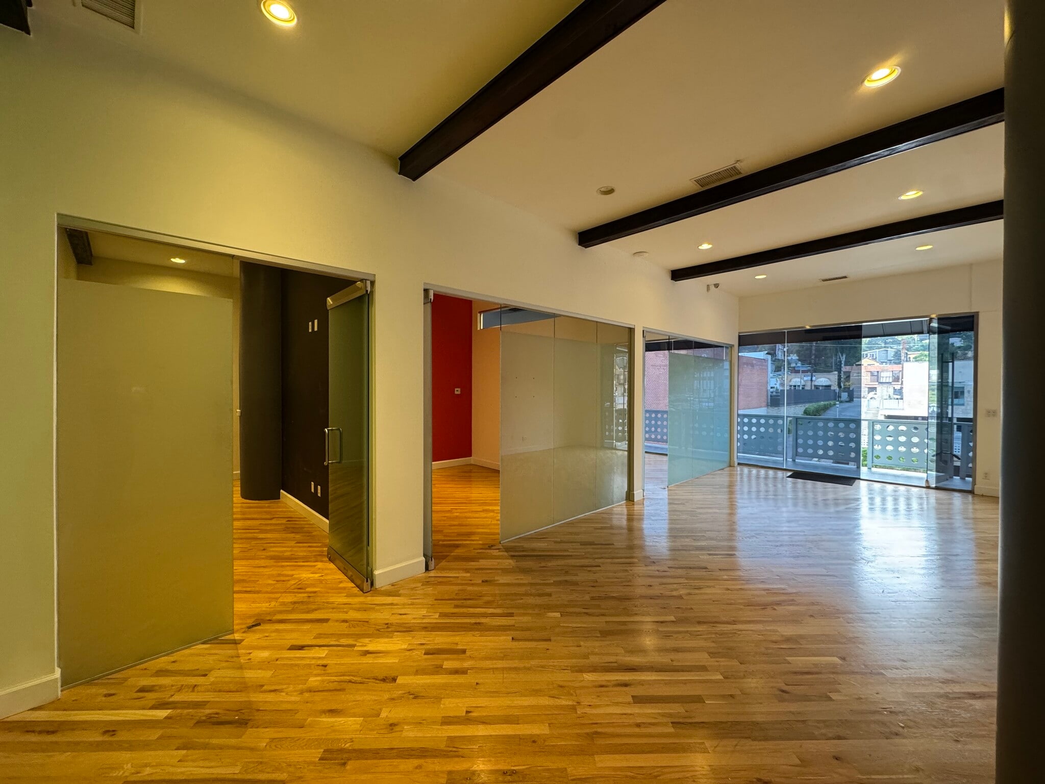 11331 Ventura Blvd, Studio City, CA à louer Photo intérieure- Image 1 de 9