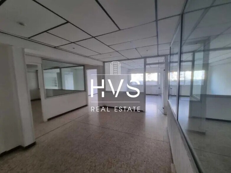 Office in Aix-en-Provence for lease - Interior Photo - Image 3 of 7
