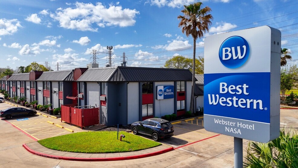 889 W Bay Area Blvd, Webster, TX à vendre - Photo du bâtiment - Image 2 de 17