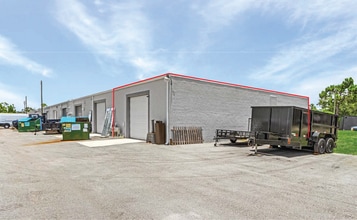 1194 Hemingway Dr, Fort Myers, FL à louer Photo du bâtiment- Image 2 de 9