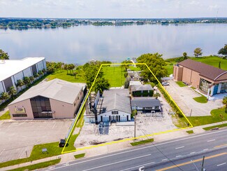 Plus de détails pour 4404 Edgewater Dr, Orlando, FL - Commerce de détail à vendre